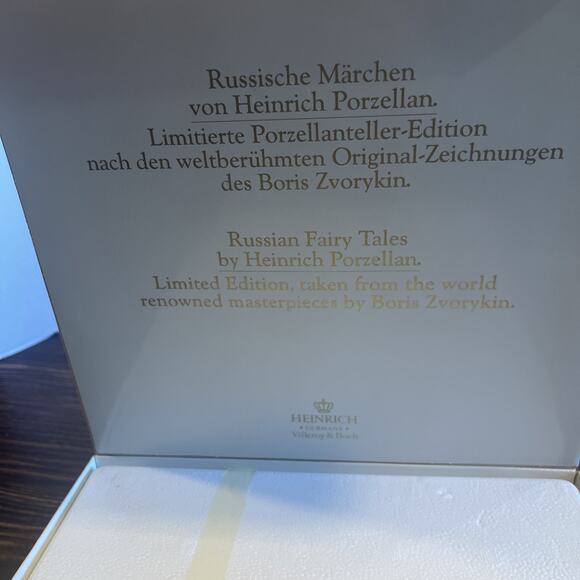 Villeroy & Boch Heinrich "The Red Knight with Box & Certificate - Picture 5 of 5